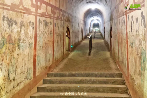 25歲小夥痴迷古代墓葬，1年探訪80多座，立志走遍中國古墓