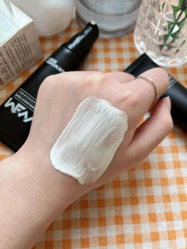 宿舍仨姐妹一起白了 宿舍仨姐妹一起白了