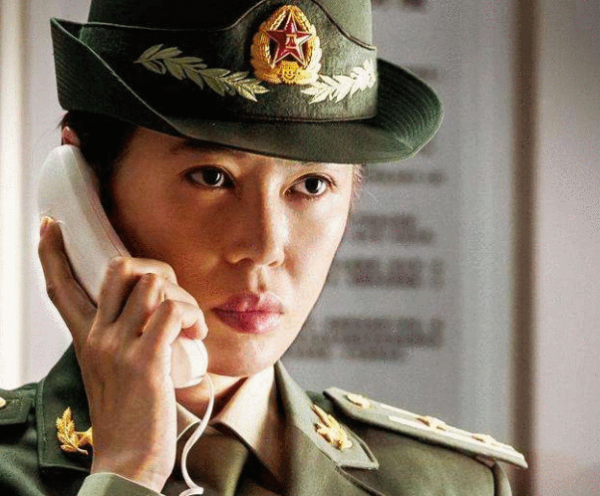 英姿颯爽的7位女星,演軍人只服她們,高顏值不說,最具軍人氣質 英姿颯爽的7位女星,演軍人只服她們,高顏值不說,最具軍人氣質