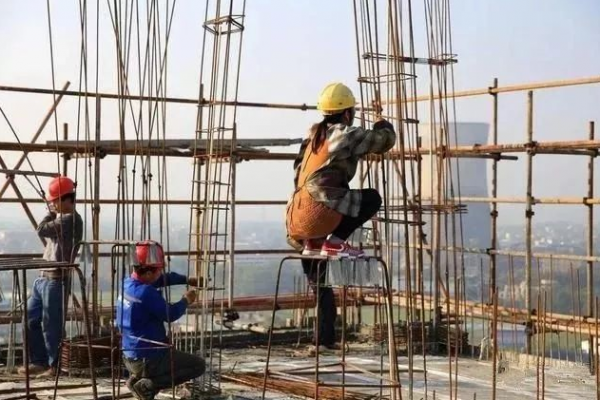 一個人很難熬的時候,要靠自己撐過去 一個人很難熬的時候,要靠自己撐過去