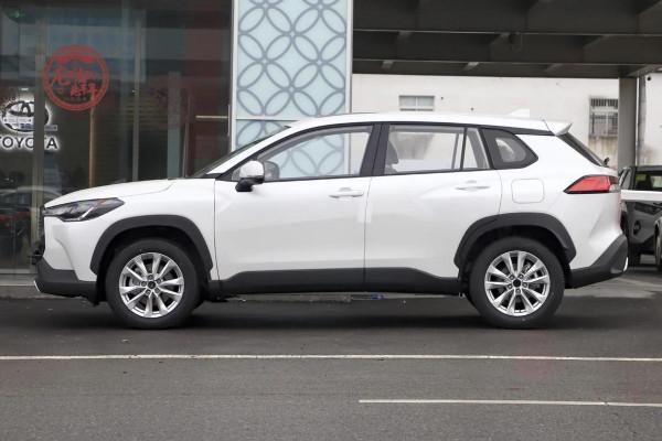 安全又可靠,油耗5.9L/100km,豐田這臺緊湊型SUV,15萬可落地! 安全又可靠,油耗5.9L/100km,豐田這臺緊湊型SUV,15萬可落地!