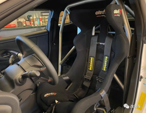 把寶馬換成豐田GR Yaris，起因竟是為了一套寬體？