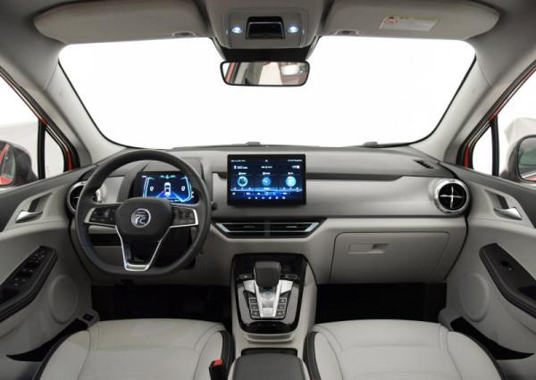 【幫你選車】10萬元買什麼新能源代步？這三款續航最低301km