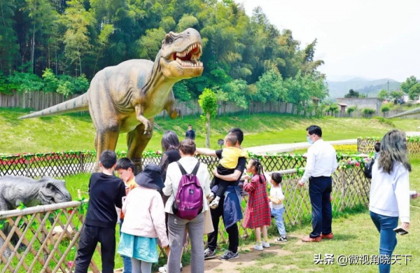 國慶第二天 固始西九華山景區安全有序,文明規範 國慶第二天 固始西九華山景區安全有序,文明規範