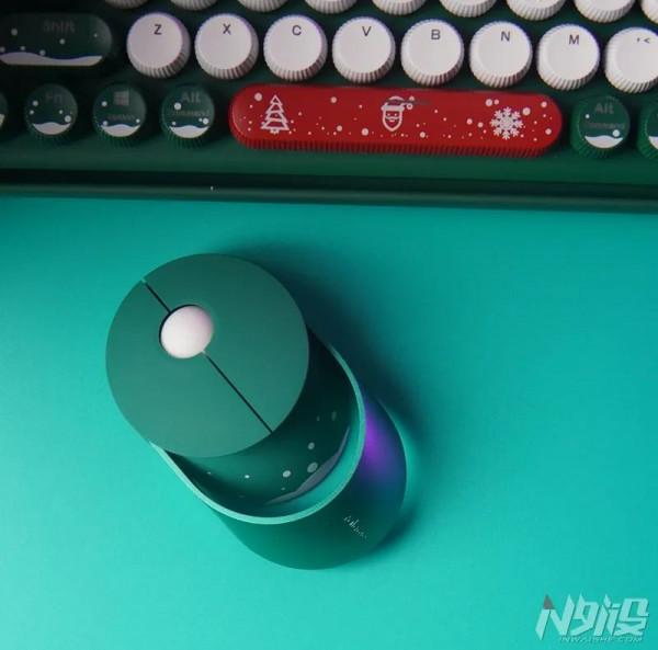 雷柏新女性ralemo聖誕版鍵鼠圖賞 雷柏新女性ralemo聖誕版鍵鼠圖賞