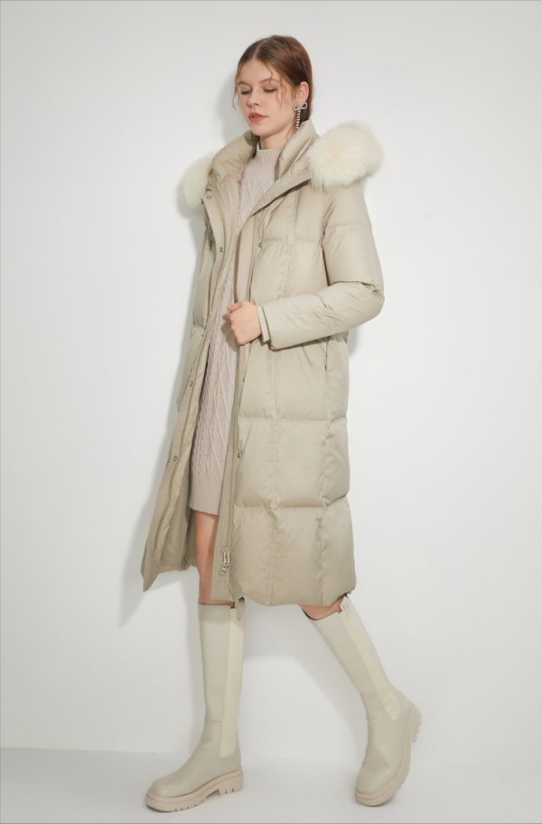 玩雪青年的冬季必備羽絨服 玩雪青年的冬季必備羽絨服