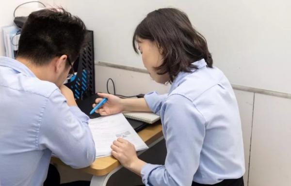 這也算“體罰”？老師新式懲罰方法，讓學生家長只能忍氣吞聲