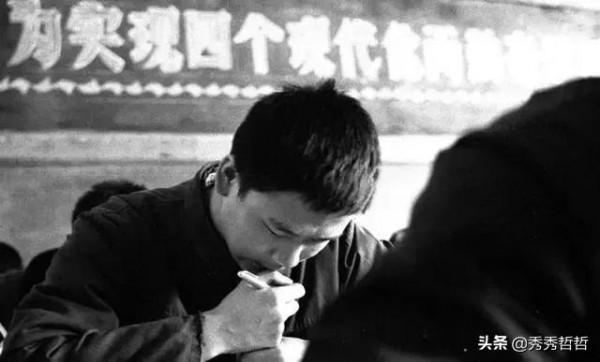 40年前高考試曝光 看到試卷後 初中生估計都會感嘆