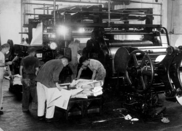 毛主席靈車製造過程：老廠長測量遺體時手腳不聽使喚