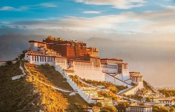 西藏高原上的美景美女