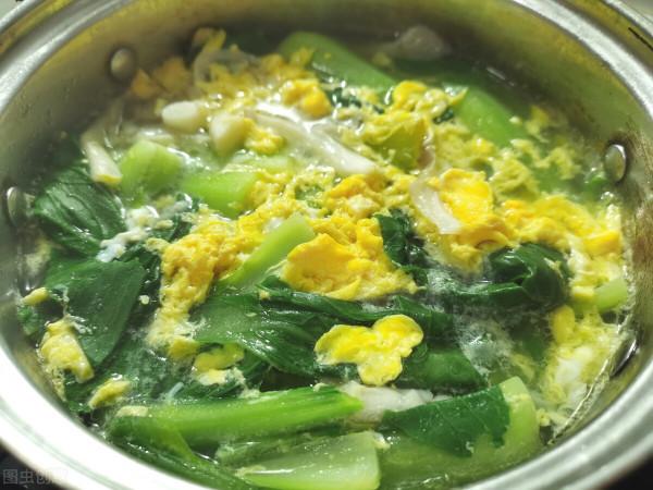 入冬後記得給孩子吃7種綠葉菜,維生素K含量高,價格也不貴 入冬後記得給孩子吃7種綠葉菜,維生素K含量高,價格也不貴