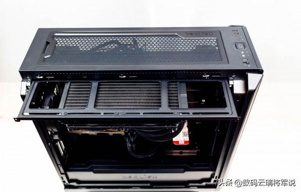 全模組化設計的靜音側透機箱——SILENT BASE 802 機箱黑色版輕體驗 全模組化設計的靜音側透機箱——SILENT BASE 802 機箱黑色版輕體驗