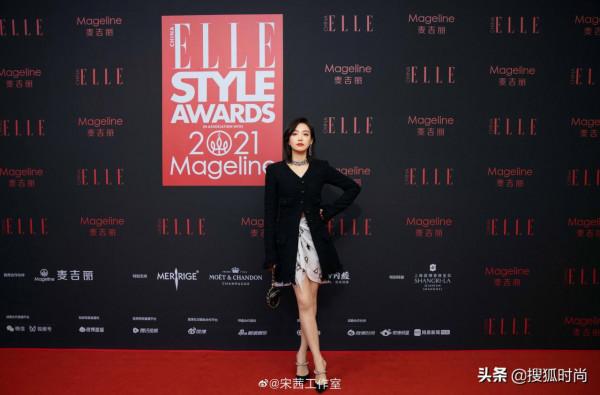 原來,女明星的紅毯造型已經卷到了這些細節 原來,女明星的紅毯造型已經卷到了這些細節