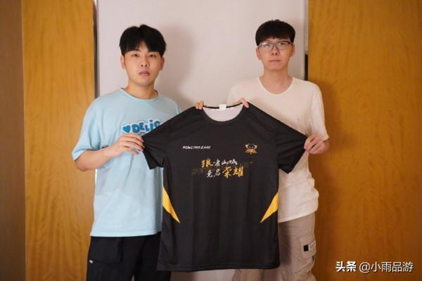 狼隊啟用第三打野今嶼,400萬的晨陽僅一局就棄用,期待小胖迴歸 狼隊啟用第三打野今嶼,400萬的晨陽僅一局就棄用,期待小胖迴歸