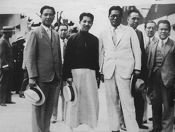 宋子文小13歲妻子，年輕時貌美如花，跟隨宋逃到美國後結局如何？