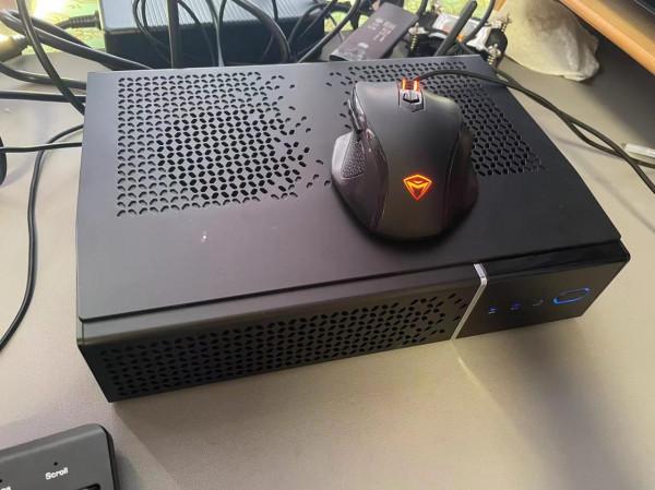 比正常主機還便宜的索泰超MINI主機實測，功耗效能發熱