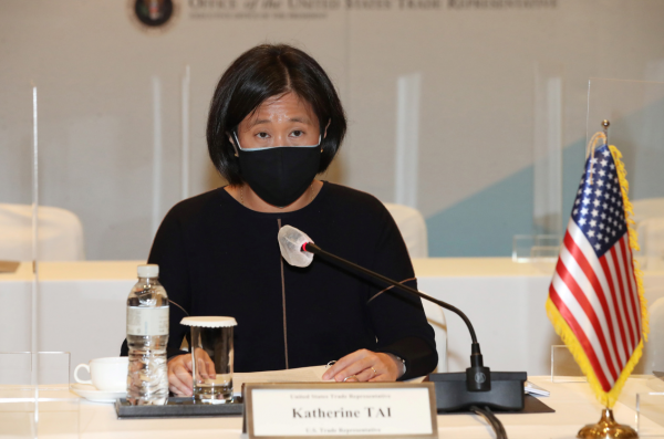 手越伸越長!美禁止在華韓企引入光刻機,青瓦臺還能不能站起來? 手越伸越長!美禁止在華韓企引入光刻機,青瓦臺還能不能站起來?