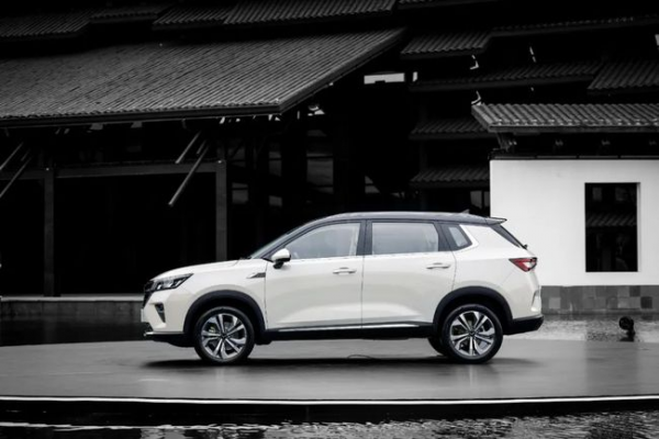 五菱星辰購車手冊:6.98萬元起售,首推1.5T CVT星輝版 五菱星辰購車手冊:6.98萬元起售,首推1.5T CVT星輝版