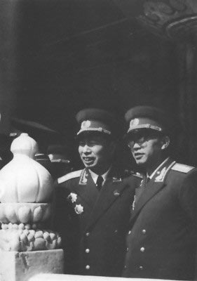 1949年，農村小夥到省委大院找叔叔，報出名字，省委書記親自接見