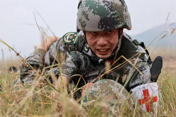 第71集團軍某旅：衛勤淬火！硬+實！