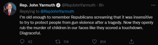 美國一議員曬全家“持槍聖誕合照”引發同僚及網友批評，網友：你們到底有什麼毛病？