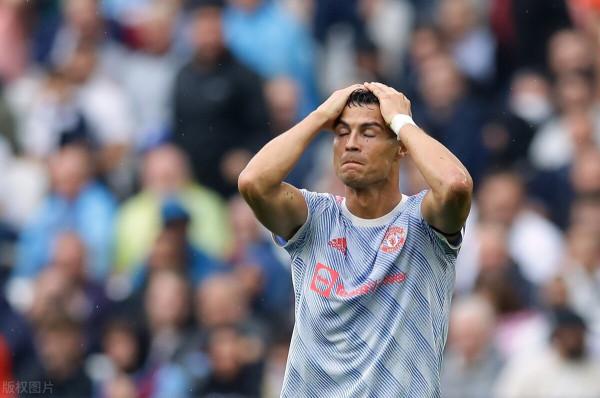 歐洲聯賽焦點:曼聯艱難戰勝維拉,C羅繼續進球!米蘭戰平尤文 歐洲聯賽焦點:曼聯艱難戰勝維拉,C羅繼續進球!米蘭戰平尤文