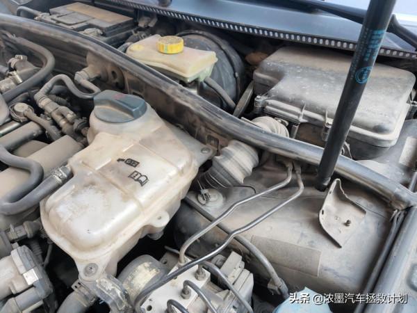 「至臻情懷」一臺老傢伙的重生路,修復煥新一臺戰損級帕薩特B5 「至臻情懷」一臺老傢伙的重生路,修復煥新一臺戰損級帕薩特B5