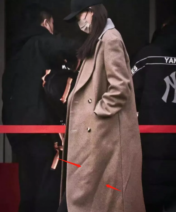 春晚私服比拼：趙麗穎千元夾克可愛減齡，張小斐萬元大衣輸給宋茜