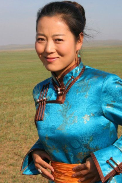 “農村一姐”王茜華：自己選的道路，咬牙也要堅持