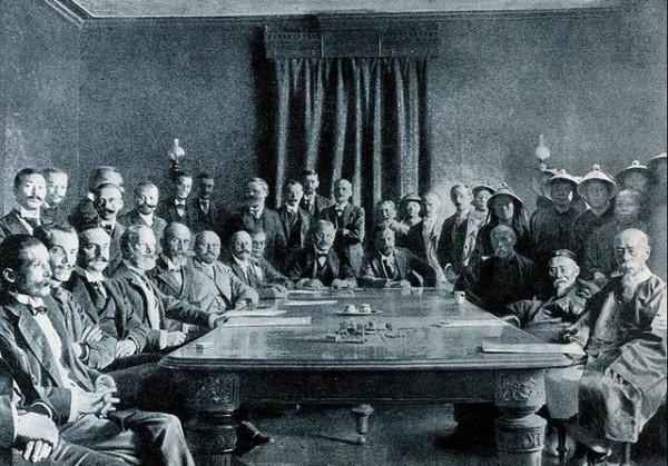 一個英國人掌管清朝海關48年，被稱為“大清總督”，他是何來歷？