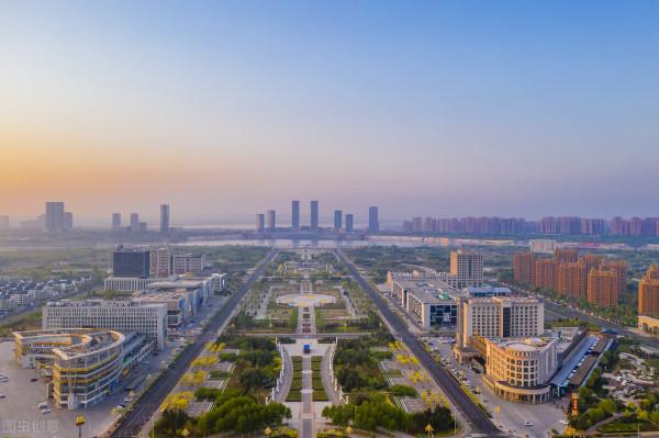 內蒙古將建6個擴張型城市、6個發展型城市、2個收縮型中小城市