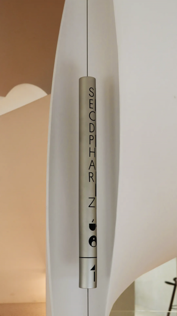 杭州民宿圈又一新作!270°落地玻璃躺看茶園,私享西湖邊避世秘境 杭州民宿圈又一新作!270°落地玻璃躺看茶園,私享西湖邊避世秘境