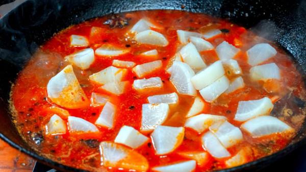 冬季養生宜溫補!多吃7道美食,驅寒暖身營養足,順應時節過寒冬 冬季養生宜溫補!多吃7道美食,驅寒暖身營養足,順應時節過寒冬