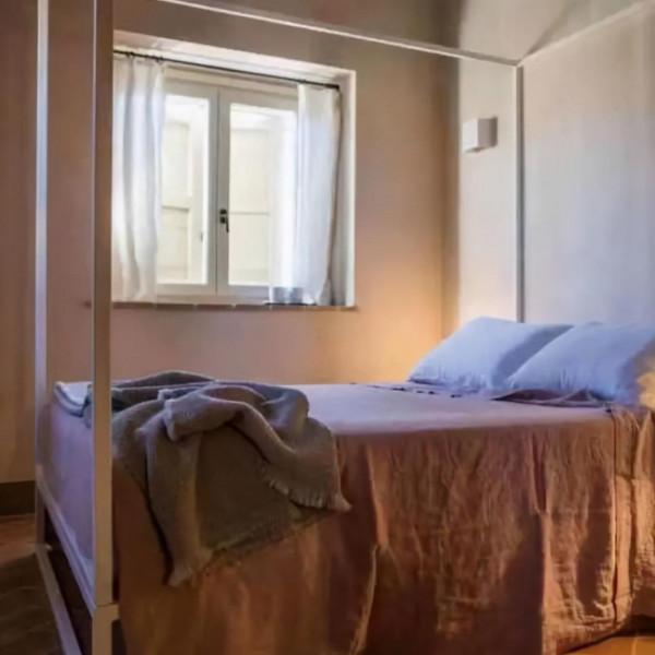 葡萄酒香、翠綠山谷、石頭古城堡，義大利的鄉村酒店是這個樣子的