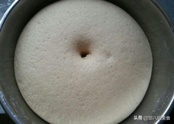 蒸饅頭，不能只懂放多少酵母，牢牢掌握3點技巧，出鍋都暄軟