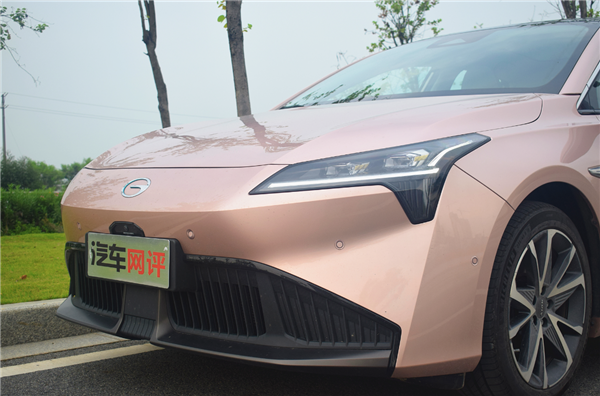 試駕AION S Plus,15萬級純電動轎跑轎中的一匹黑馬 試駕AION S Plus,15萬級純電動轎跑轎中的一匹黑馬