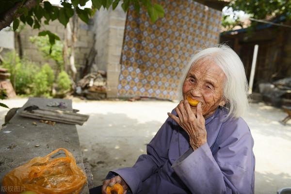 91歲老太太自述：要想晚年幸福，請記住這5句話