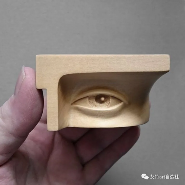 獨特的裝飾雕塑家約翰莫里斯