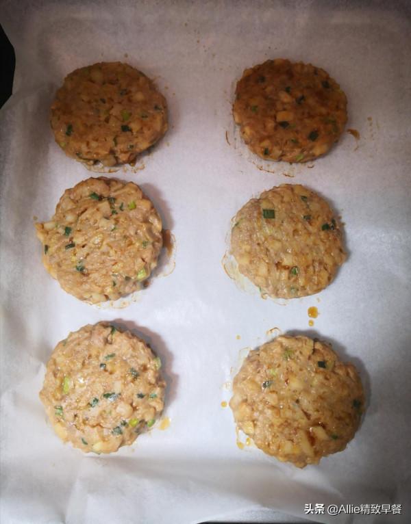 秋冬多吃藕,不煎不炸不煮,做成漢堡,和某巨無霸有一拼,完美 秋冬多吃藕,不煎不炸不煮,做成漢堡,和某巨無霸有一拼,完美