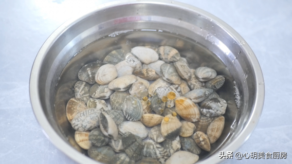 別再爭論了，花蛤、花甲、文蛤區別有多大，這篇文章看完你就懂了