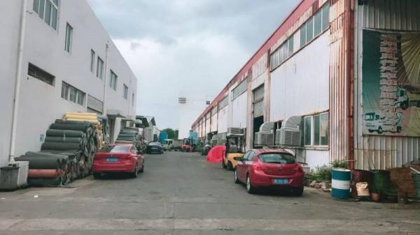 江南皮革廠倒閉欠下3.5億,帶小姨子跑路的黃鶴,究竟有何背景? 江南皮革廠倒閉欠下3.5億,帶小姨子跑路的黃鶴,究竟有何背景?