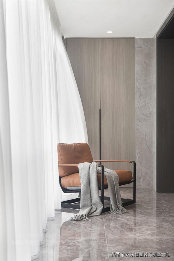 290平現代簡約,一個改動玄關大兩倍 290平現代簡約,一個改動玄關大兩倍