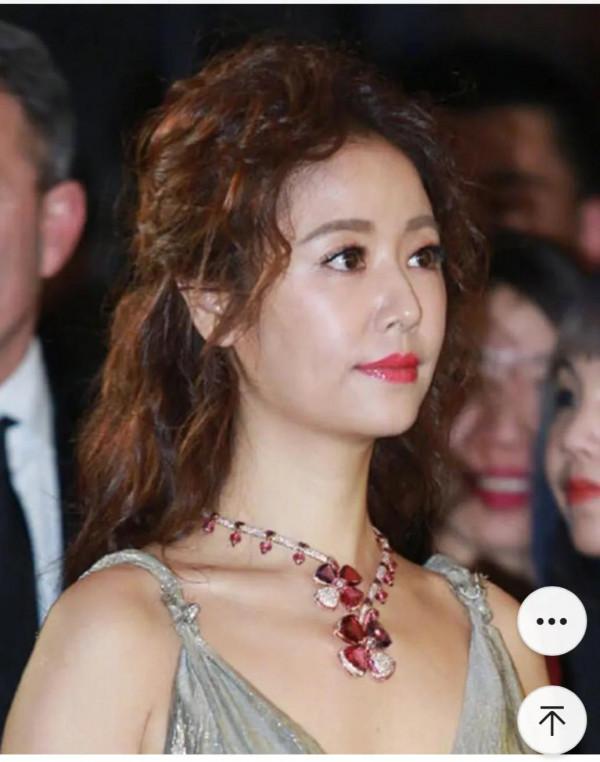 霍建華為什麼婚後就過氣了? 霍建華為什麼婚後就過氣了?