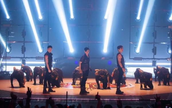 哥哥成團，1人借兄弟躺贏，1人靠兄弟逆襲，1人輸在兄弟“多情”