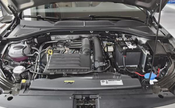 大眾同門之爭：寶來VS朗逸誰會更勝一籌？