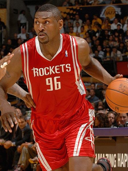 羅恩阿泰斯特,NBA中的奇男子,是刺頭更是硬漢 羅恩阿泰斯特,NBA中的奇男子,是刺頭更是硬漢