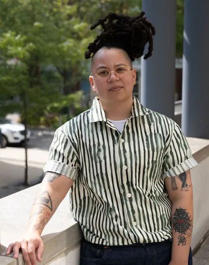 鳳凰藝術 每週藝聞 | 班克斯的畫又被碎了一次 阿布拉莫維奇新作亮相