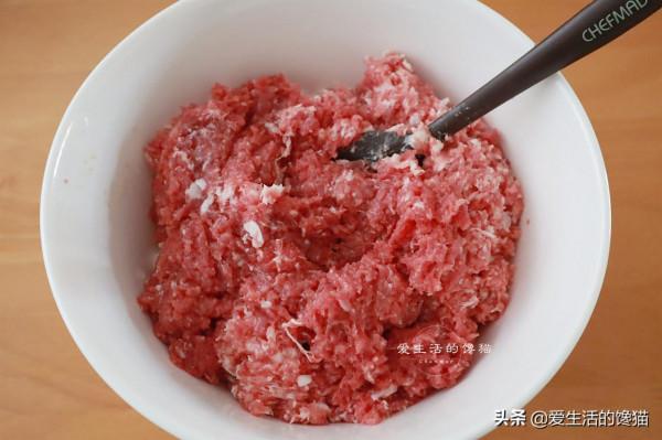 自制脆皮腸，Q彈多汁，方法簡單易學，皮脆肉嫩，比買的好吃