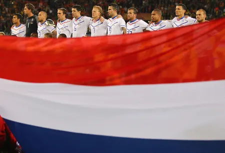 球衣的秘密:國旗沒有橙色元素,荷蘭的主場球衣為什麼選用橙色? 球衣的秘密:國旗沒有橙色元素,荷蘭的主場球衣為什麼選用橙色?