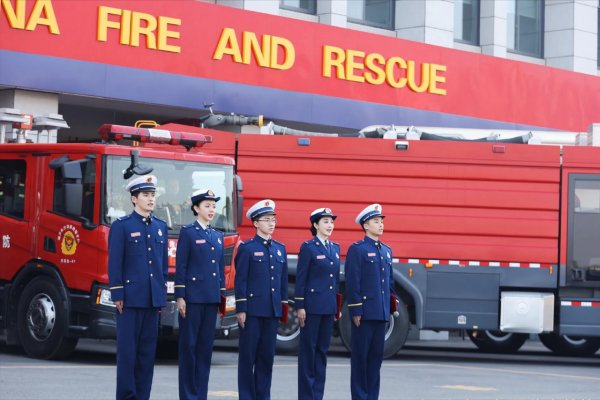 芒果衛視再出王炸，首播上線雙網第一，杜海濤吳昕表示很羨慕